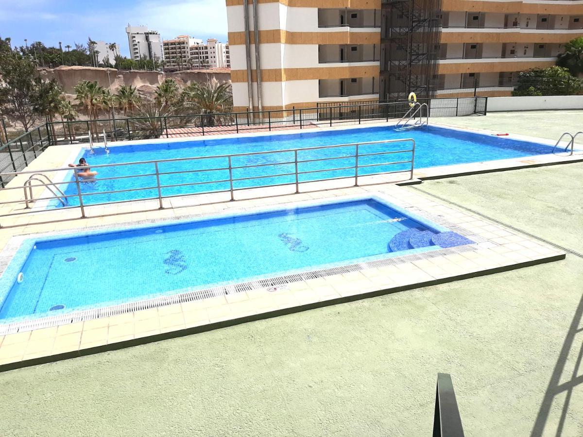 Perfectly Located Apartment With Pool Playa de las Americas  Zewnętrze zdjęcie